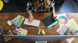como ser um bom designer gráfico, habilidades de um designer gráfico, características de um bom designer